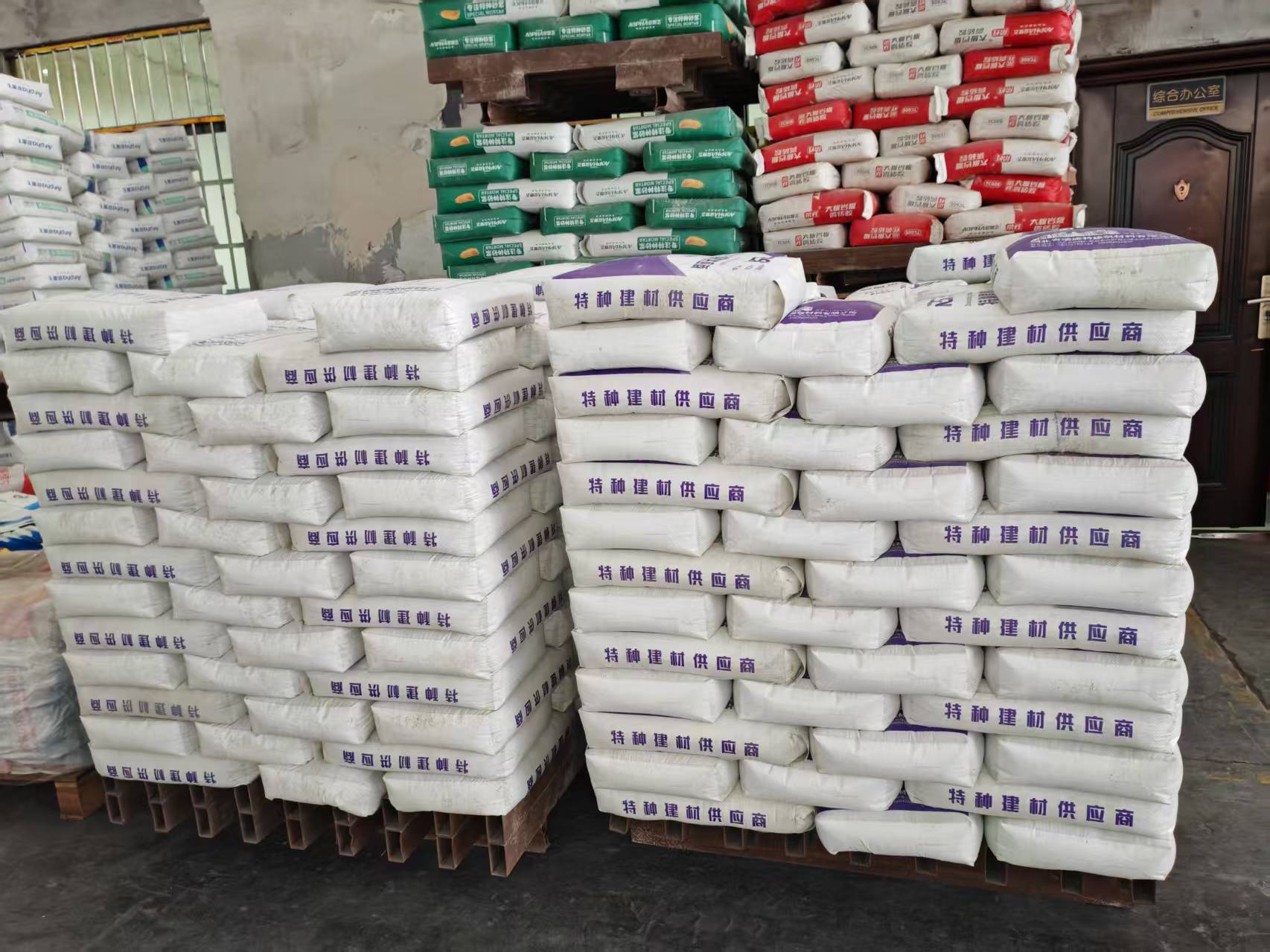 白河拱顶带模注浆料